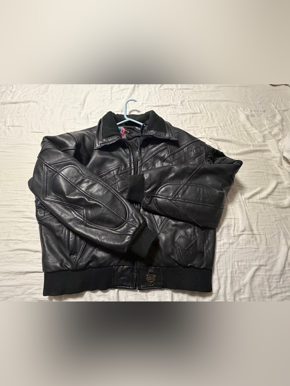 Men's Black Leather Bomber Jacket - Classic Ribbed Hem